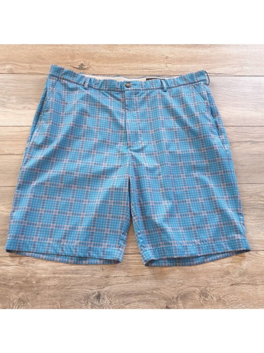 Greg Norman Mens Bermuda Golf Shorts Size 40 Blue Plaid Polyester Spandex